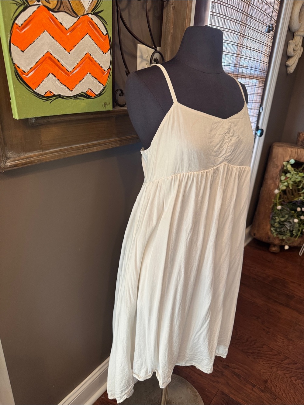 Vivid White Spaghetti-Strap Hil-low Dress